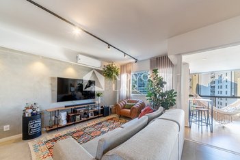 apartment em Avenida Coronel Lucas de Oliveira, Petrópolis - Porto Alegre - RS