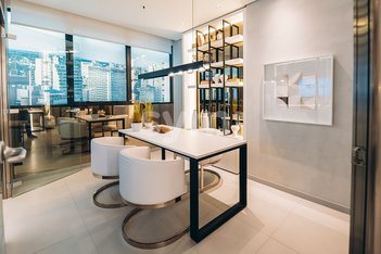 office em Rua Comendador Araújo, Centro - Curitiba - PR