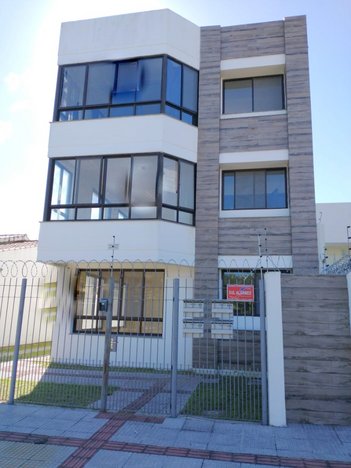 apartment em Rua Emílio Jorge dos Reis, Centro - Pelotas - RS