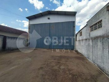 industrial em Avenida José Andraus Gassani, Distrito Industrial - Uberlândia - MG