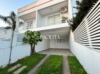 house em Rua Reverendo Gelson dos Santos Castro, Rio Tavares - Florianópolis - SC