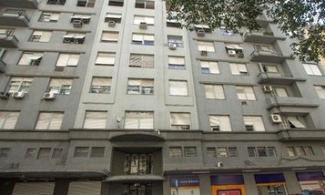 apartment em Avenida Borges de Medeiros, Centro Histórico - Porto Alegre - RS