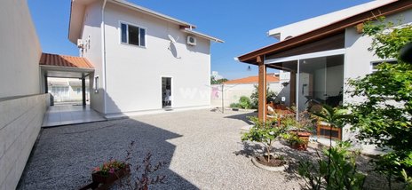 house em Rua Graciliano Carlos de Quadros, Centro - Palhoça - SC