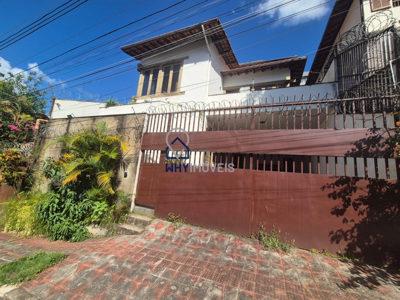 Casa com 4 quartos — Santa Lúcia, Belo Horizonte