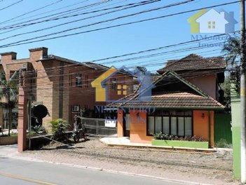 commercial_property em Rua José Félix de Oliveira, Vila Santo Antônio - Cotia - SP