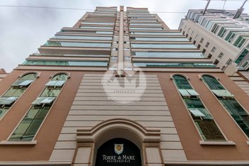 apartment em Rua 242, Meia Praia - Itapema - SC