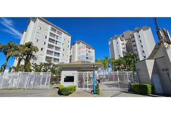 apartment em Rua Diomar Fernandes Negretti, Jardim Real - Arujá - SP