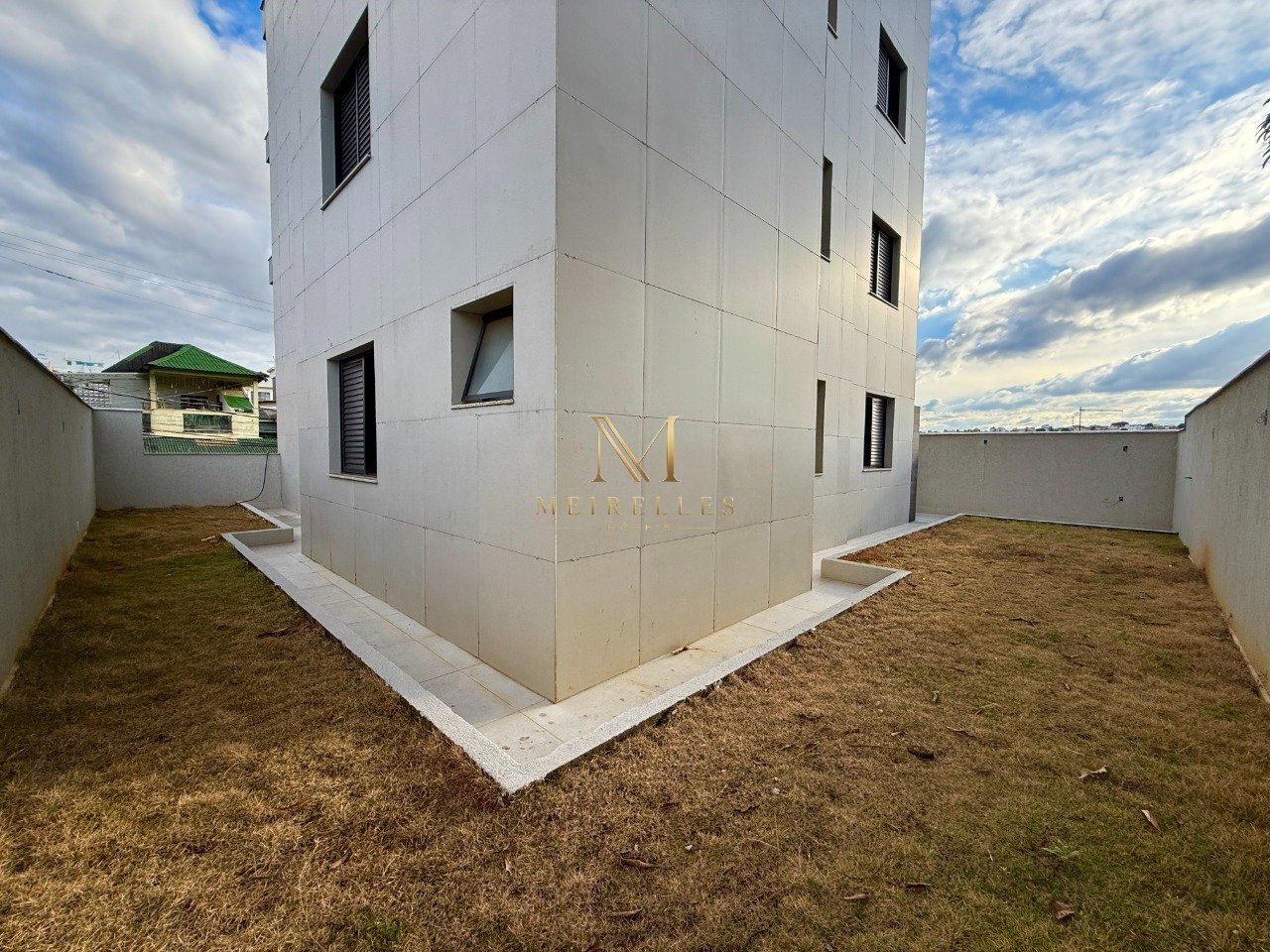 Apartamento com 3 quartos — Santa Amélia, Belo Horizonte