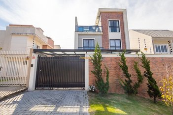 house em Rua Capistrano de Abreu, Boa Vista - Curitiba - PR