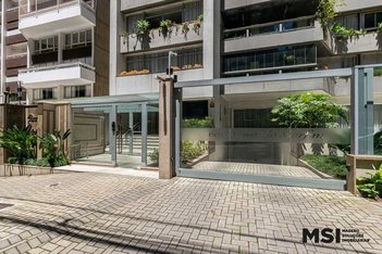 apartment em Avenida Presidente Getúlio Vargas, Água Verde - Curitiba - PR