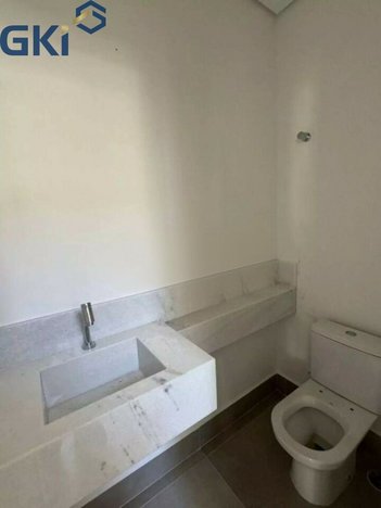 house em Rua Bartolomeu Bueno, Juquehy - São Sebastião - SP