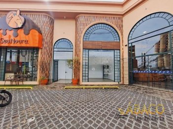 commercial_building em Avenida Doutor Carlos Botelho, Centro - São Carlos - SP