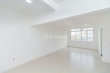 apartment em Rua Voluntários da Pátria, Centro Histórico - Porto Alegre - RS