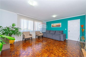 apartment em Rua Canadá, Bacacheri - Curitiba - PR