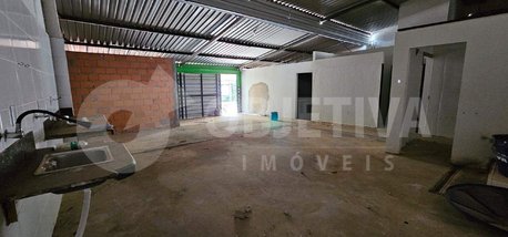 business em Rua Adélia Miguel Abrahão, Alto Umuarama - Uberlândia - MG