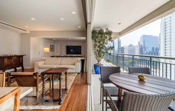 apartment em Rua Benedito Lapin, Itaim Bibi - São Paulo - SP