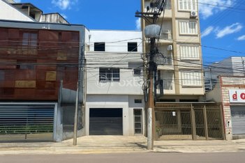 business em Avenida Cristóvão Colombo, Independência - Porto Alegre - RS