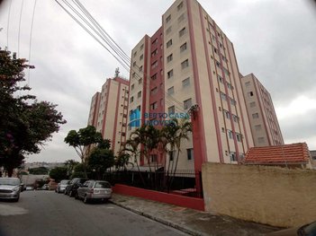 apartment em Rua Ponte Serrada, Itaquera - São Paulo - SP
