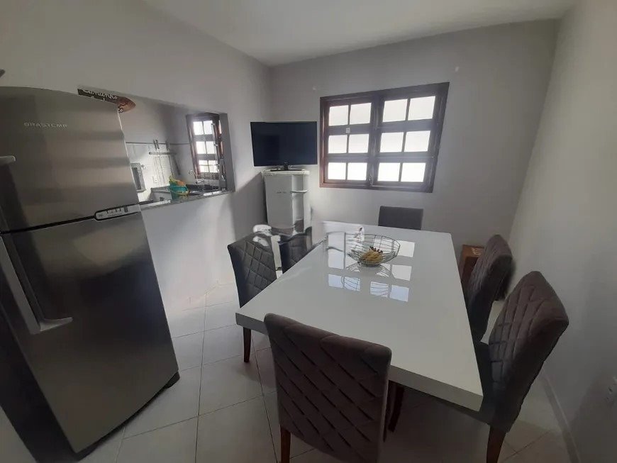 2 casa-com-3-quartos-a-venda-206m-no-carianos-florianopolis (9)