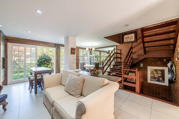 house em Rua Germano Gundlach, Chácara das Pedras - Porto Alegre - RS
