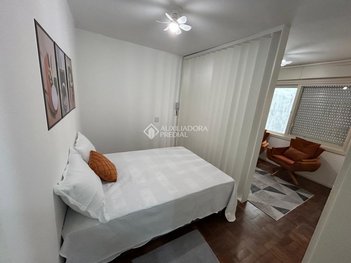 apartment em Rua General Bento Martins, Centro Histórico - Porto Alegre - RS