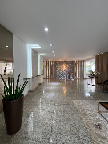 apartment em Avenida Alexandre Ribeiro Guimarães, Saraiva - Uberlândia - MG