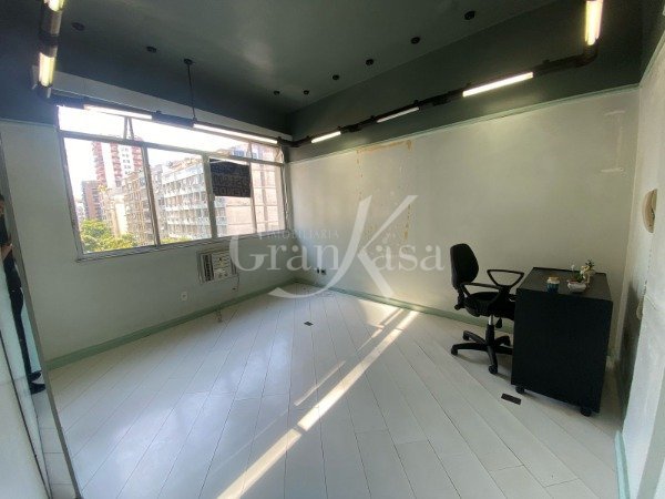 WhatsApp Image 2025-04-02 at 10.58