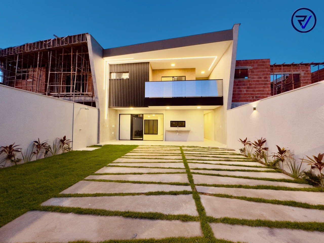 b4ff24aa-fe45-4ef1-9ec2-3ecaf914df05