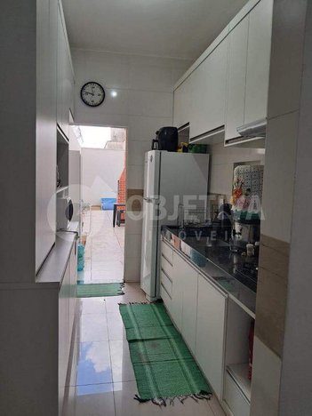 house em Rua Maria Madalena dos Santos Reis, Novo Mundo - Uberlândia - MG