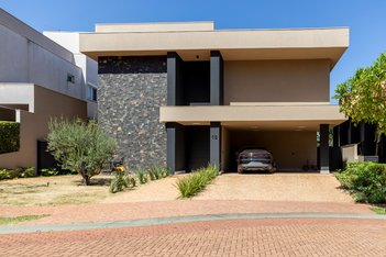 house em Avenida Giuseppe Cilento, Jardim Botânico - Ribeirão Preto - SP