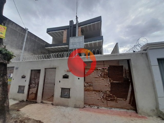 Casa com 3 quartos — Planalto, Belo Horizonte