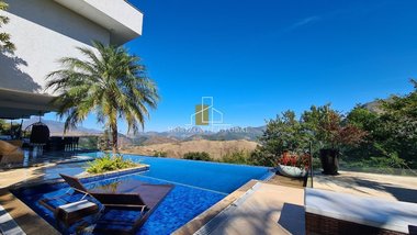 house em Estrada União e Indústria, Itaipava - Petrópolis - RJ