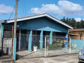 house em Rua Vereador Ernesto Menezes, Olímpica - Esteio - RS