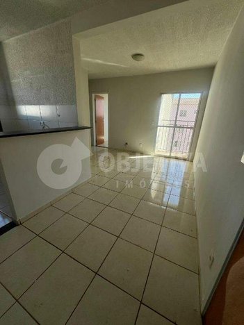 apartment em Avenida Américo Attiê, Mansour - Uberlândia - MG