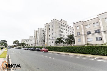 apartment em Rua Lothario Boutin, Pinheirinho - Curitiba - PR