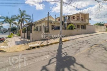 house em Avenida Ramiro Barcelos, São José - Canoas - RS
