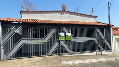 house em Rua Jorge Duarte, Vila Ester - Lavras - MG