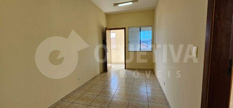 office em Avenida Cesário Alvim, Brasil - Uberlândia - MG