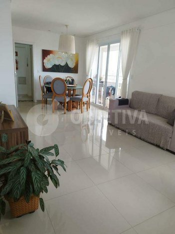 apartment em Rua Tabajaras, Saraiva - Uberlândia - MG