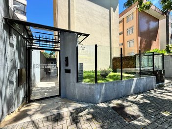 apartment em Rua Castro, Água Verde - Curitiba - PR