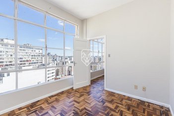 office em Avenida Luiz Xavier, Centro - Curitiba - PR