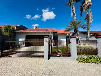 house em Rua Nestor Hintz, Glória - Joinville - SC