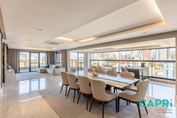 apartment em Avenida Iguaçu, Água Verde - Curitiba - PR