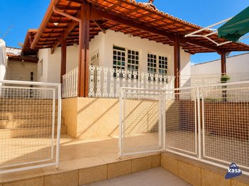 house em Rua Afonso de Abreu e Silva, Glória - Belo Horizonte - MG