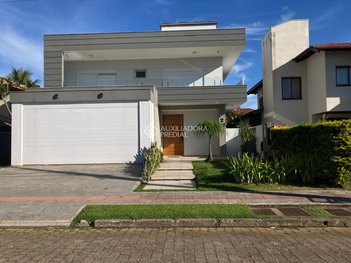 house em Rua dos Cumurupis, Jurerê Internacional - Florianópolis - SC