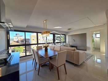 apartment em Rua Valparaíso, Jardim Botânico - Porto Alegre - RS