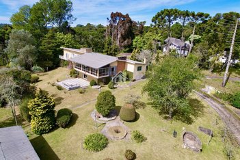 house em Avenida Ernesto Diederichsen, Vila Matilde - Campos do Jordão - SP