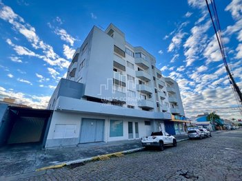 apartment em Rua Altamiro Guimarães, Oficinas - Tubarão - SC