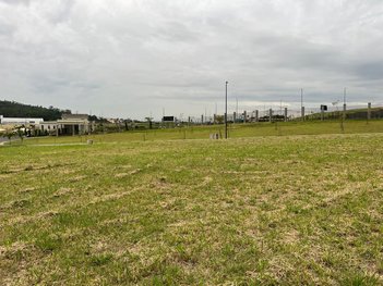 land_lot em Rua Orlando Gomes Podadera, Parque Villa dos Pinheiros - Indaiatuba - SP