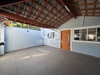 house em Rua Rodolfo Bernadelli, Loteamento Villa Branca - Jacareí - SP